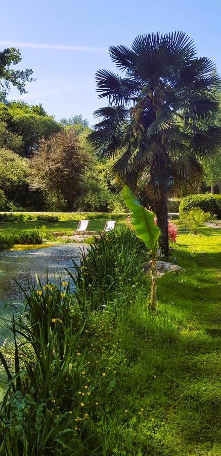 Le Vieux Moulin Gites - A Charming Stone Cottage With Garden View And Seasonal Pool Guégon Exteriör bild